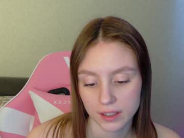 webcam girl julieqt image #9141079