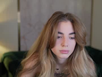 webcam couple kira0541 image #8018111
