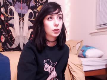webcam girl eeeveee image #635684