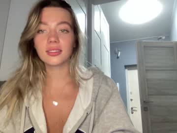 webcam girl angel_from_sky image #5032814