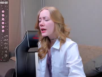 webcam girl teasencheese image #3846556