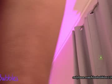 webcam girl blue_bubbles118 image #2825071