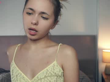 webcam girl mildredgarrett image #8559104