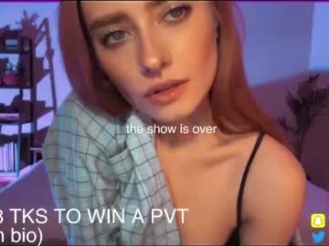 webcam girl _yvie_ image #2550176