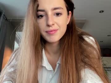webcam girl coy_amina_ image #2834406