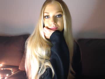 webcam girl pervyblonde image #662268