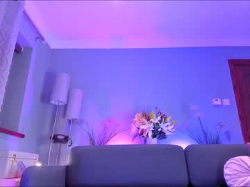 webcam girl littlee33 image #5315419