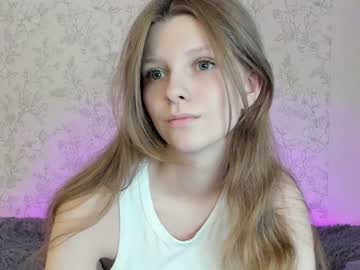 webcam girl alainaestrada image #5556994