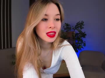 webcam girl milablush image #3674511