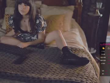 webcam girl ingennui image #2802030