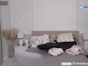 webcam girl smileyouarehere image #6222798