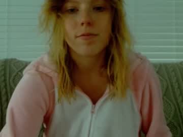 webcam girl crimsonxrapture image #914745