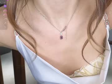 webcam girl yononeey image #8654986