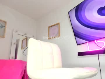 webcam tranny dreams_white image #1161621