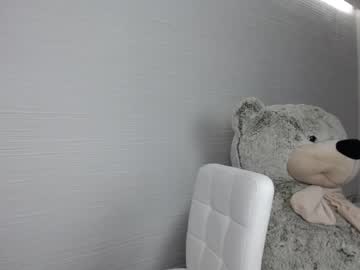 webcam girl yana_squrel_22 image #2964668