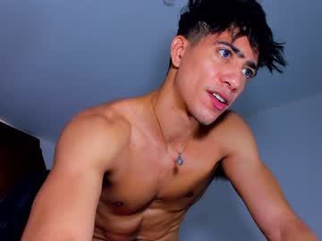 webcam man tyler_thegreekgod image #2047104