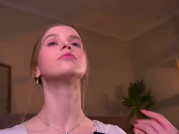 webcam girl brave_journey image #8971144