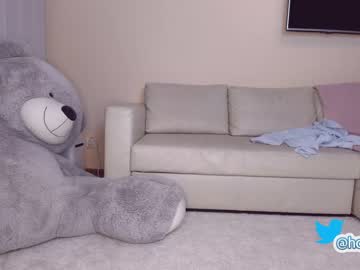 webcam girl hollyextra image #289065