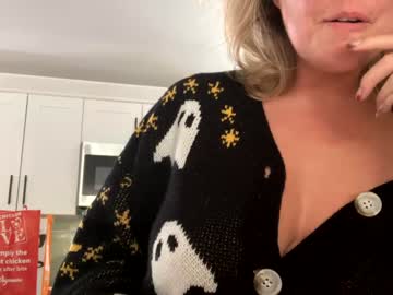 webcam girl walletm1stress image #7983527