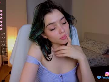 webcam girl lily_ewing image #5293530