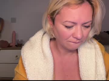 webcam girl kiradivine image #9417462