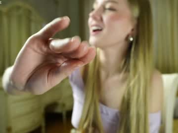 webcam girl merylharvison image #8275497