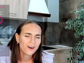 webcam girl alodiebracher image #7652657
