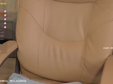 webcam girl mia_milagros image #3351335