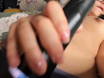 webcam girl one_1ove image #8797391