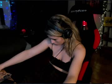 webcam girl kimilee22 image #5344616