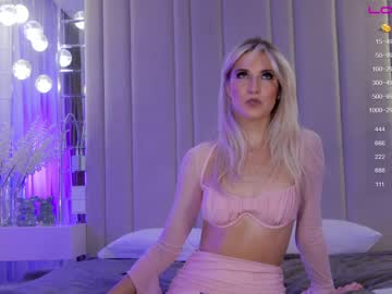 webcam girl krissone image #3683936
