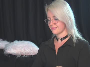 webcam girl xtina__ image #2784173