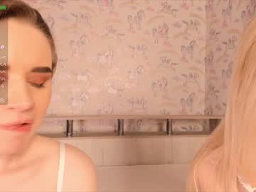webcam girl unicorngirls image #1425784
