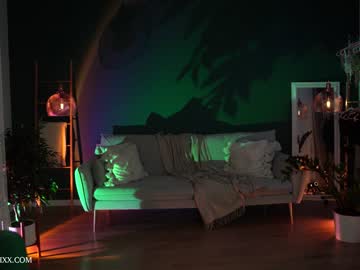 webcam girl provocatrixx image #2696497