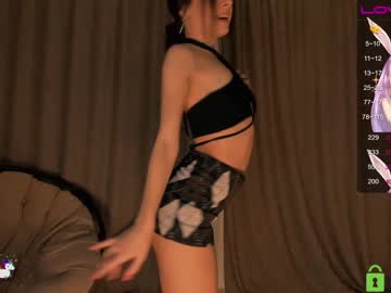 webcam girl naiamo image #2988725
