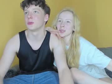 webcam couple emily0303 image #9556023