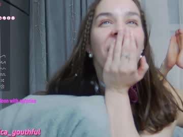 webcam girl monika_youthfull image #6660815