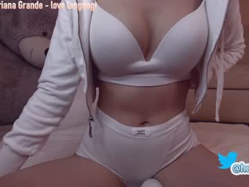 webcam girl hollyextra image #360475