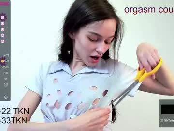 webcam girl skinny_ruu image #4196898