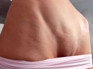 webcam girl ingridblondy94 image #5139448