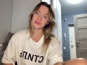 webcam girl angel_from_sky image #4860207