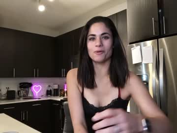 webcam couple ari_lovexo image #5813713