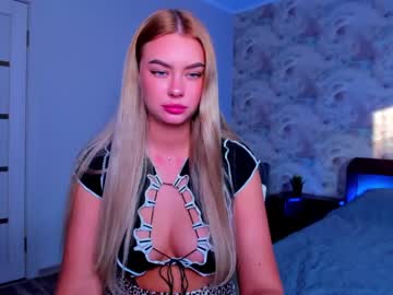 webcam girl 8a8y_nura image #3400742