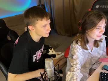 webcam couple eveandrobert image #7400640