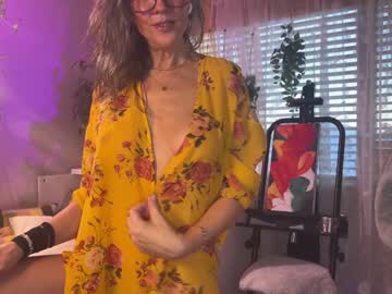 webcam girl sunniedayz image #8590679