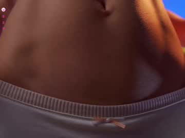webcam girl lucie_beltran image #8899366
