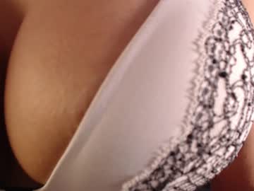 webcam girl holy_crap__ image #4697485