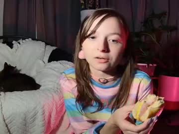 webcam girl elenafealy image #5748475