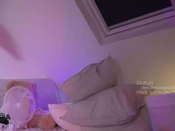 webcam girl _deepthroatgalactica image #9691721