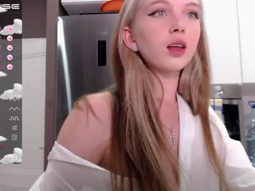 webcam girl small_blondee image #2522770